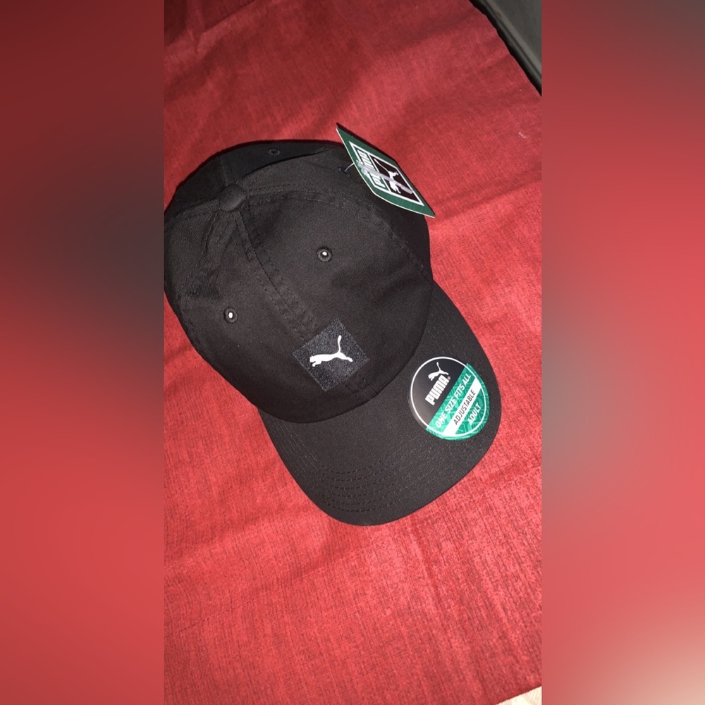 Brand new out the package puma adjustable hat.
